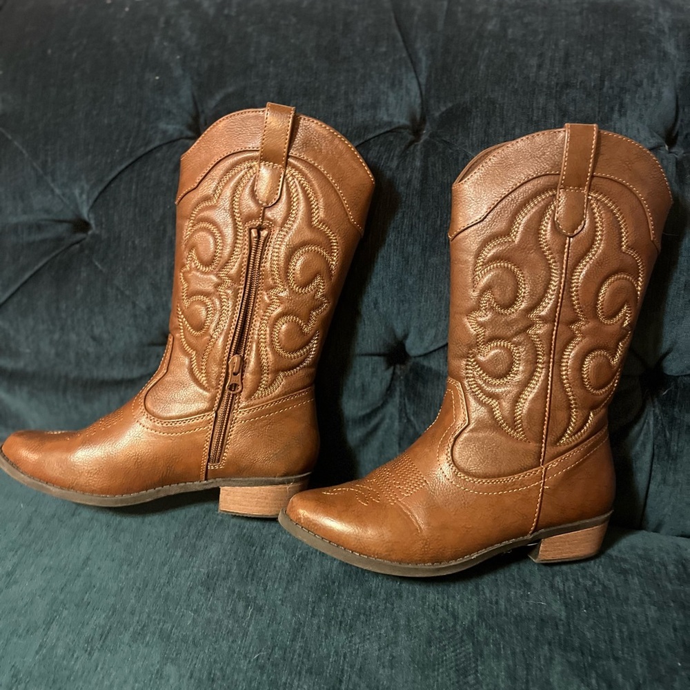 Cat & Jack Brown Kids Boots - Picture 3 of 4